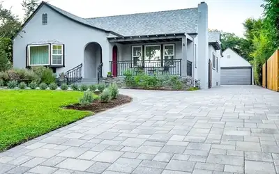 Interlocking Driveway Pavers